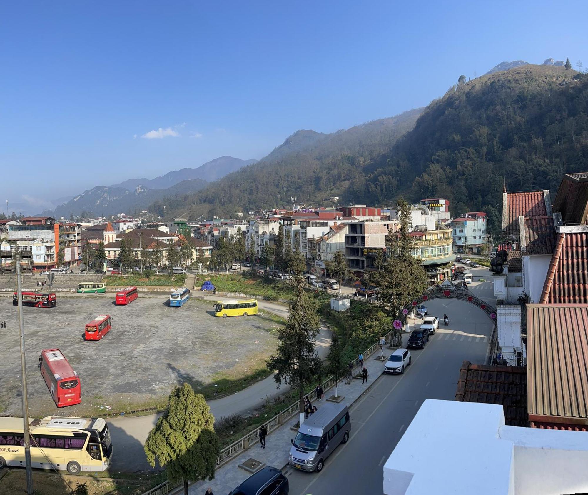 Hoa Dao Hostel Sa Pa Esterno foto